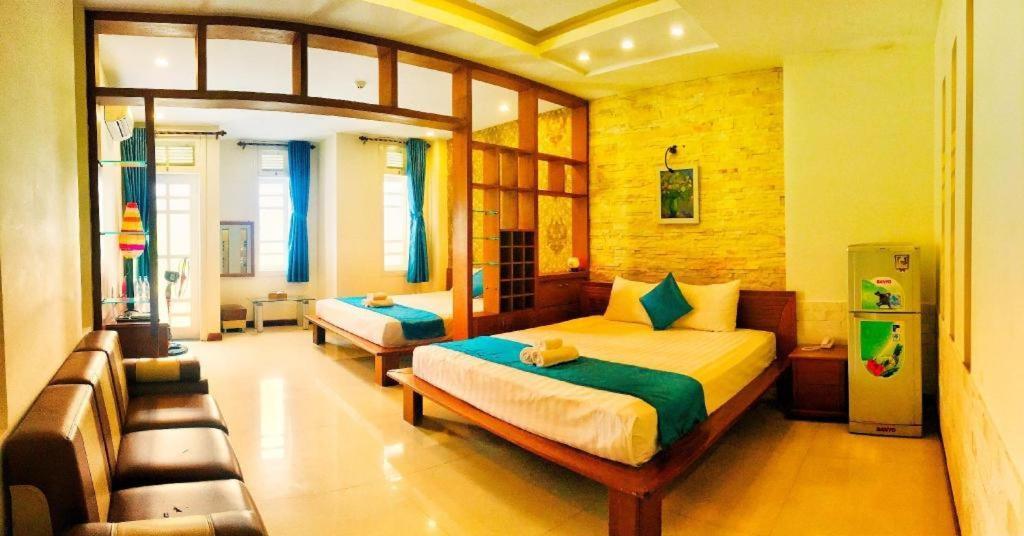 Whale Ocean View Hotel Danang Exterior photo