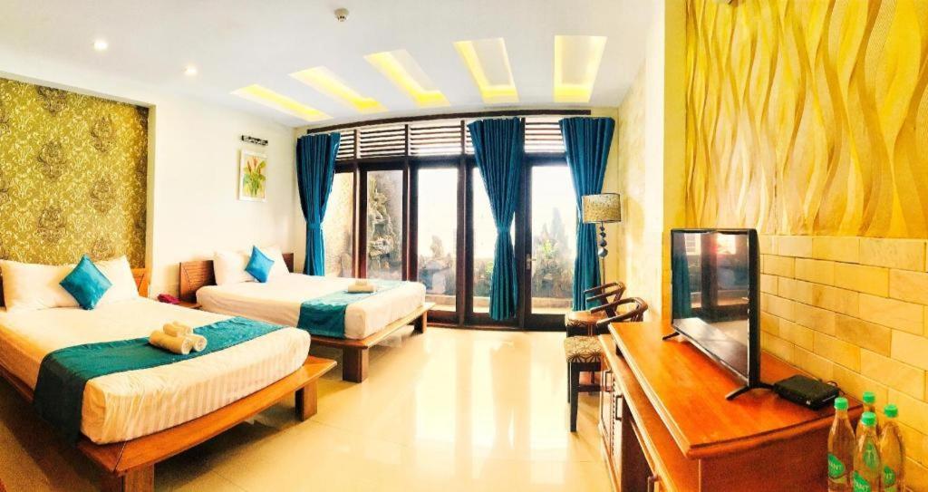 Whale Ocean View Hotel Danang Exterior photo