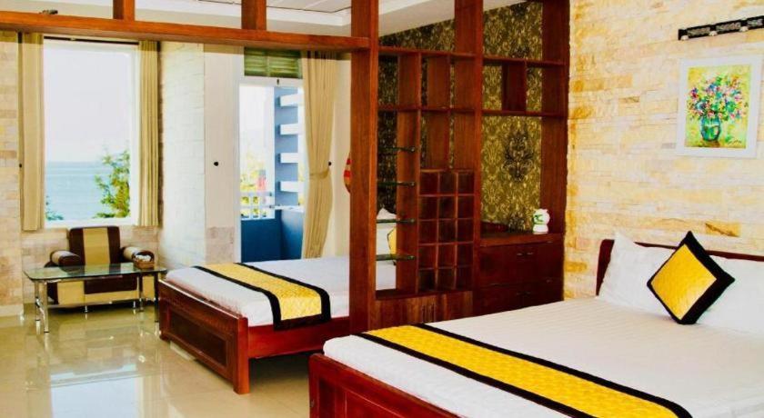 Whale Ocean View Hotel Danang Exterior photo